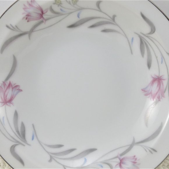 Meito Merino Fruit Dessert Bowls Nappies Set of 6 Porcelain China White Pink - Picture 3 of 4